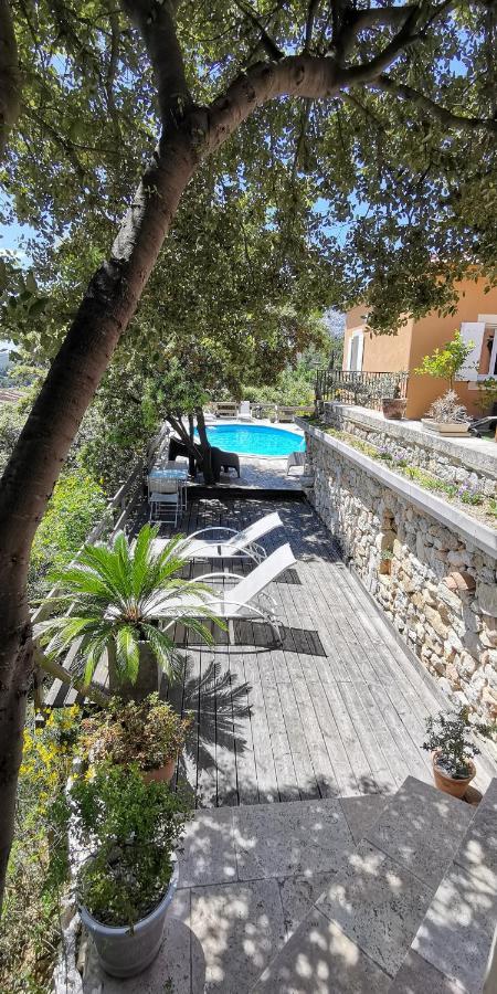 Maison D'Hotes La Garenne Puyloubier Bagian luar foto