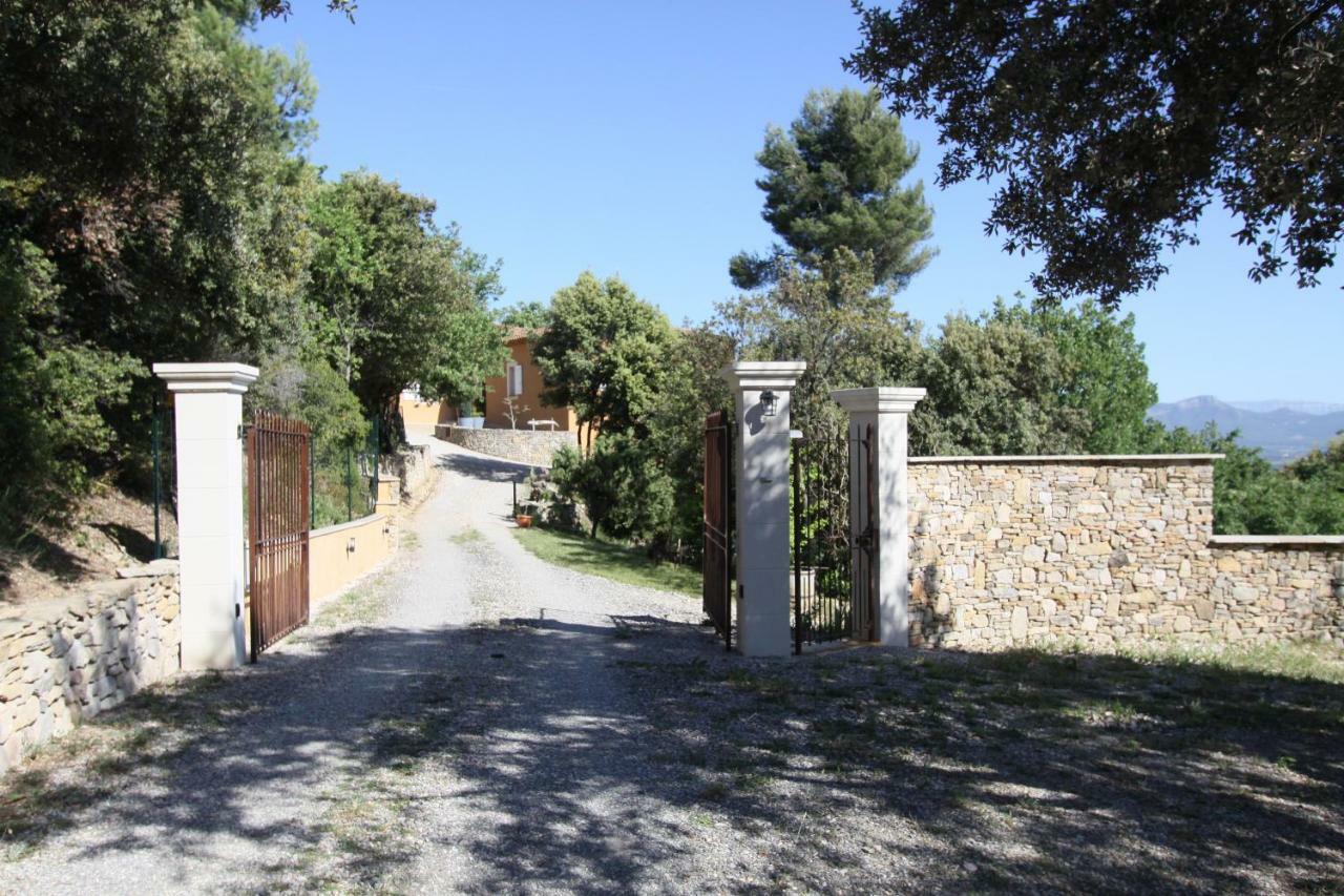 Maison D'Hotes La Garenne Puyloubier Bagian luar foto