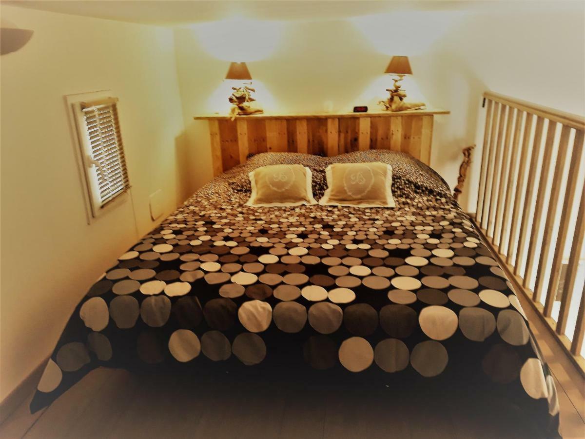 Maison D'Hotes La Garenne Puyloubier Bagian luar foto